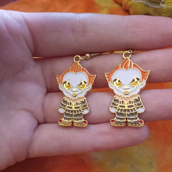 Handmade PENNYWISE Horror Earrings - Picture 5 of 6